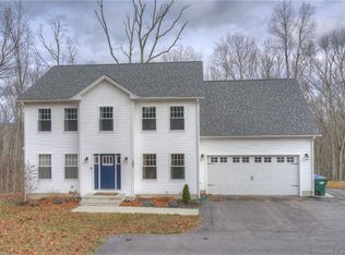 180 Briar Hill Rd, Groton, CT 06340