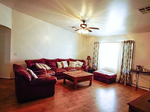 5th image of 36110 W Jessica Ln
