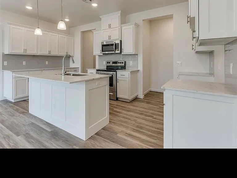 1109 N Silver Leaf Dr — Photo 33
