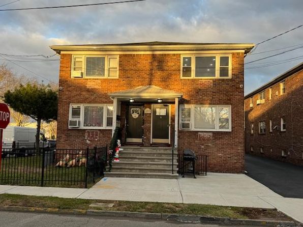 126 Lincoln Ave #2A