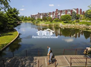 7614 York Ave S APT 3319, Edina, MN 55435