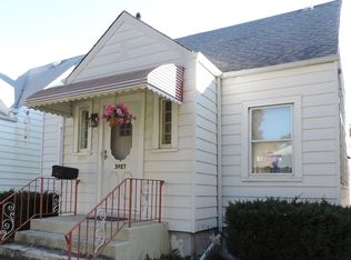 3927 N Paris Ave, Chicago, IL