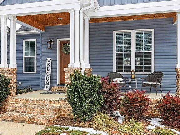 4th image of 1196 Cape Hickory Rd