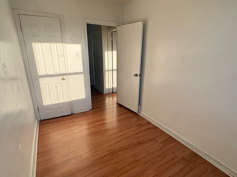 6612 Eastwood St — Photo 10