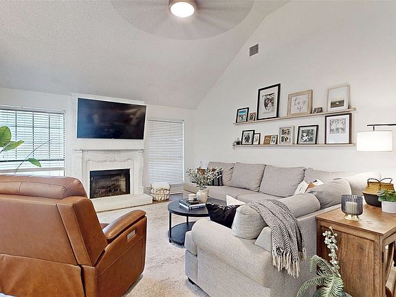 5th image of 3321 Knob Oak Dr
