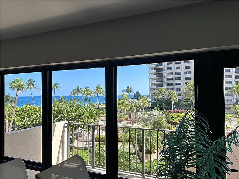 5100 N Ocean Blvd #405 — Photo 3