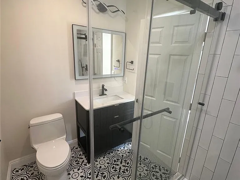 4947 Angeles Vis — Photo 15