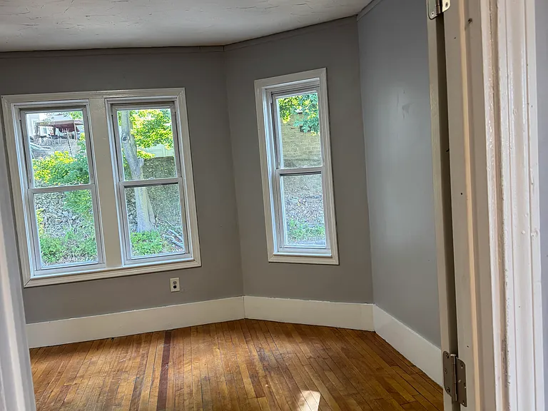 442 Grafton St #2 — Photo 1