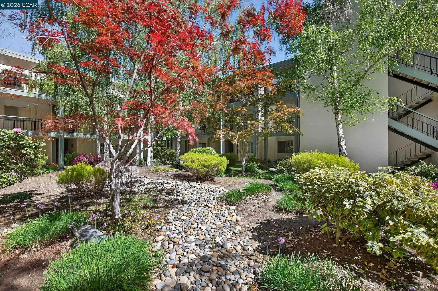 1621 Ptarmigan Dr APT 2A photo 1