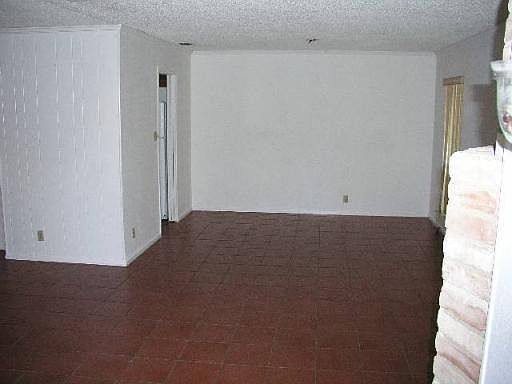 2nd image of 4000 STATHMORE LANE