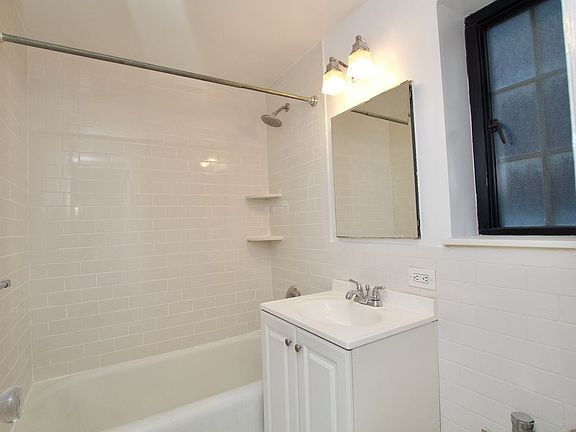 5th image of 5 Tudor City Pl APT 620