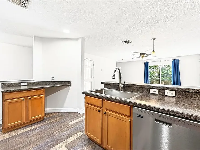12769 Lexington Summit St — Photo 19