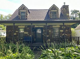 608 Dearborn St, Iowa City, IA 52240