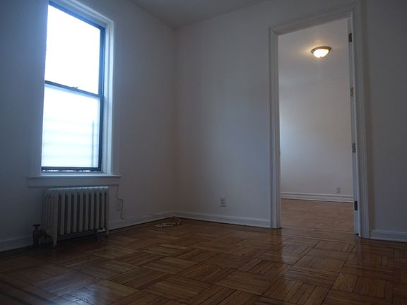 4th image of 550 Throop Ave APT 1A