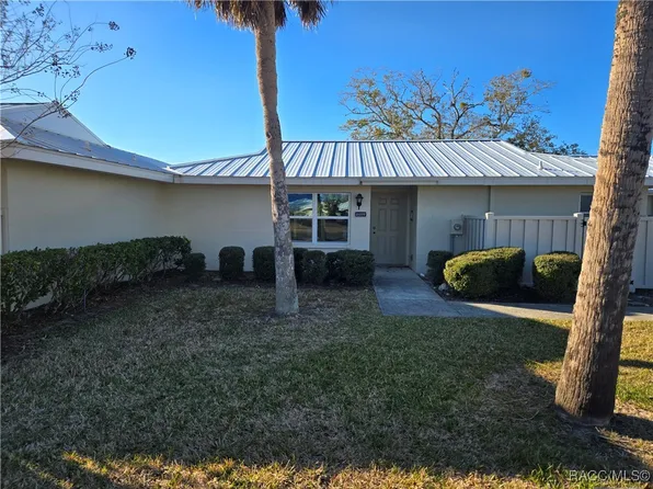 11599 W Kingfisher Ct, Crystal River, FL 34429