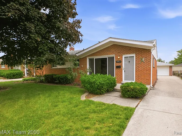 8512 Norborne Ave — Photo 7