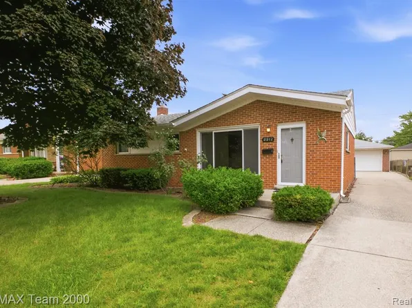 8512 Norborne Ave, Dearborn Heights, MI 48127