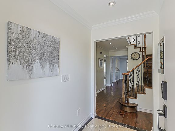 3rd image of 867 Renaissance Dr