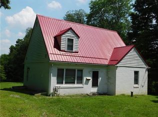 18 Walnut St, Greenville, PA 16125