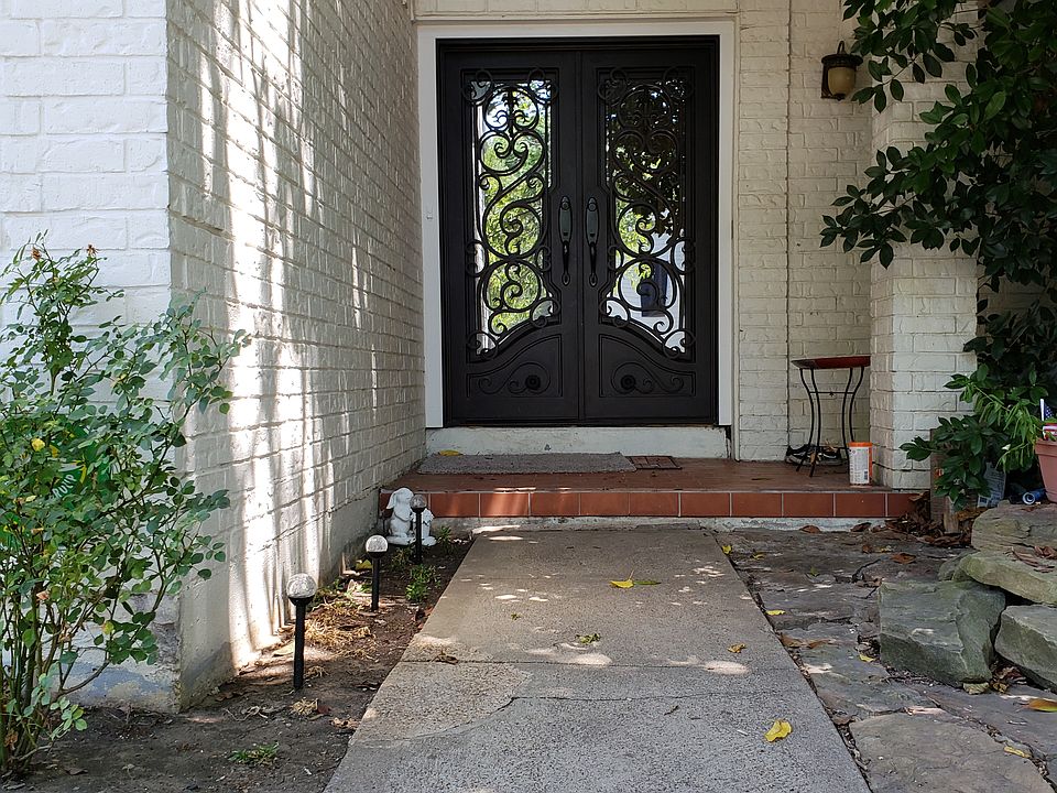 1st image of 15706 Covewood Cir