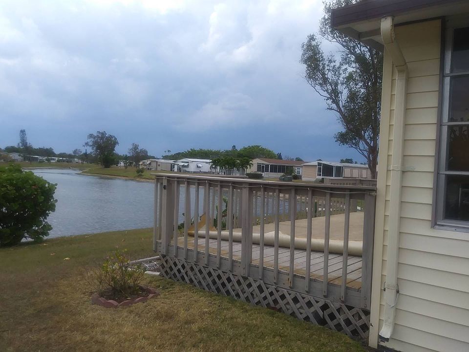 1st image of 99 W Caribbean