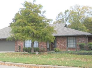 1830 Glynnwood Dr, Bartlesville, OK 74006