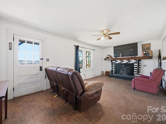 5th image of 1406 Walt Arney Rd