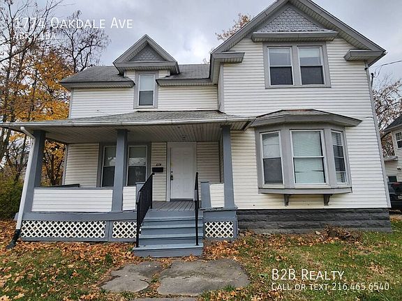 2nd image of 1774 Oakdale Ave