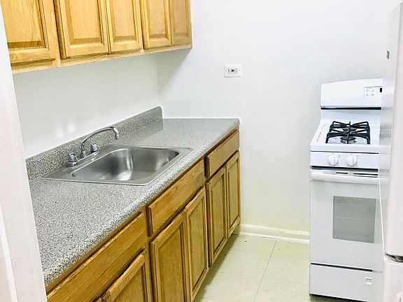 4th image of 88-35 164th St #2