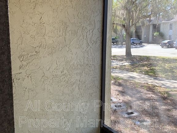 3rd image of 3545 Sable Palm Ln Unit A