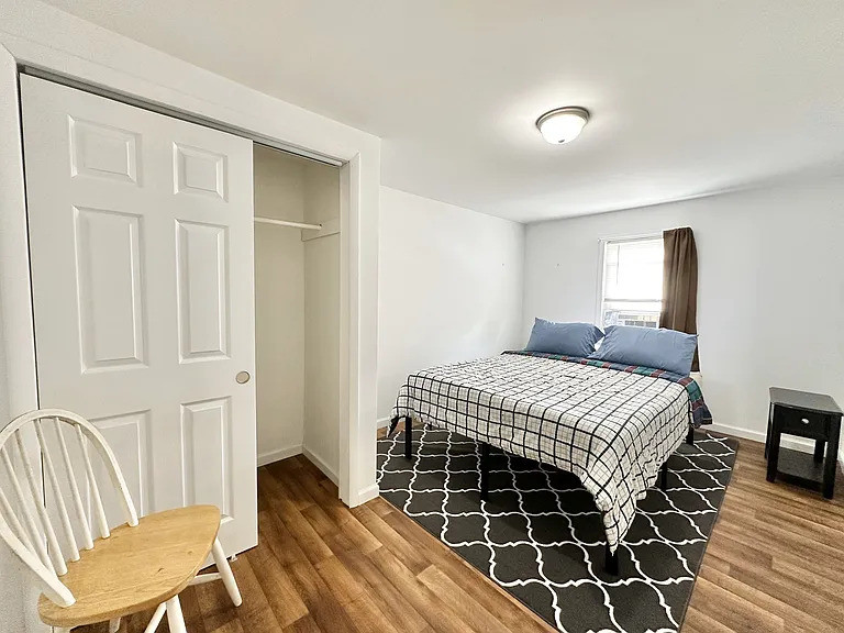 818 C St — Photo 16
