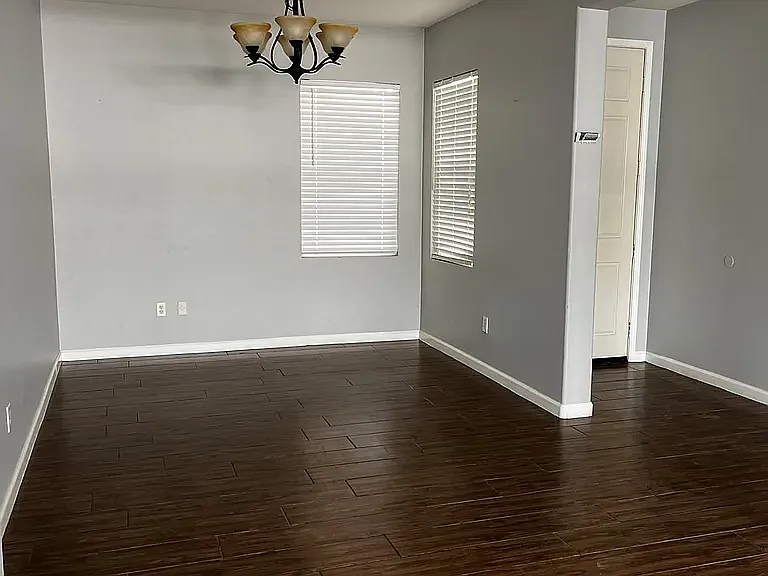 10108 Titanium St — Photo 3