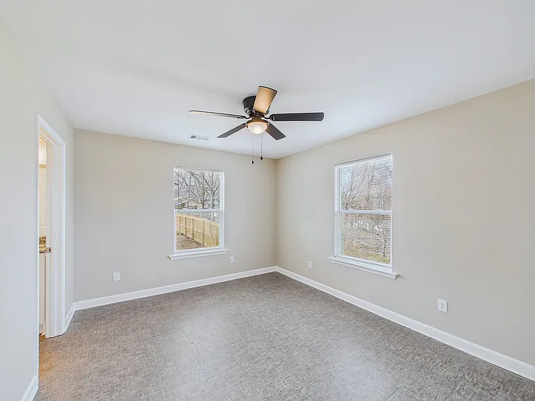 1820 Johnson St — Photo 5