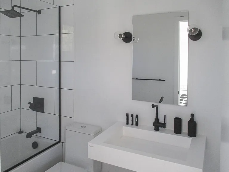 11 Gilbert Path — Photo 18