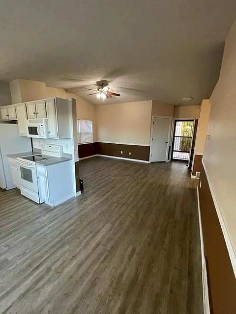 6164 Gunshot Pass Dr — Photo 4