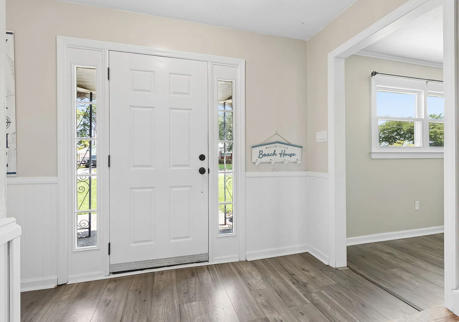 **Waterfront Rental With Deep Water Access In Grandview Shores — Photo 3