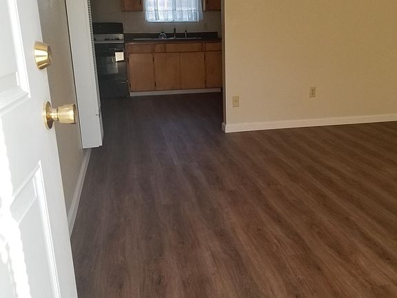 2nd image of 525 N Gratton Ave