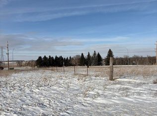 7035 Aurora St, Bismarck, ND 58503