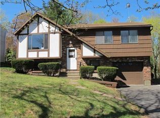 71 Hitchcock Dr, Meriden, CT 06450