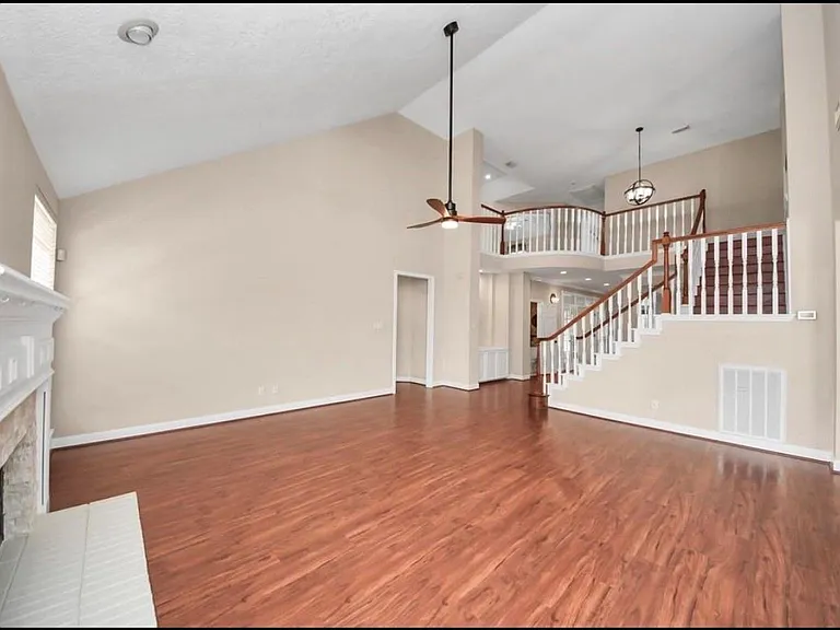 1003 Clarenda Falls Dr — Photo 18