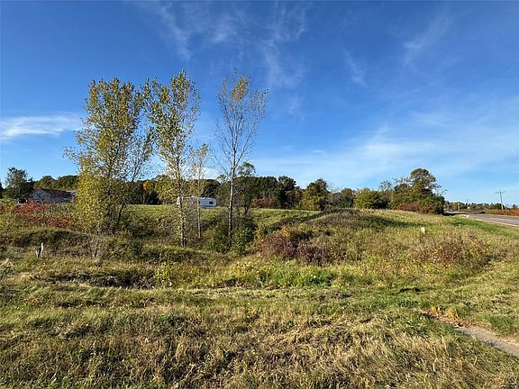 3rd image of N6979 513th Street