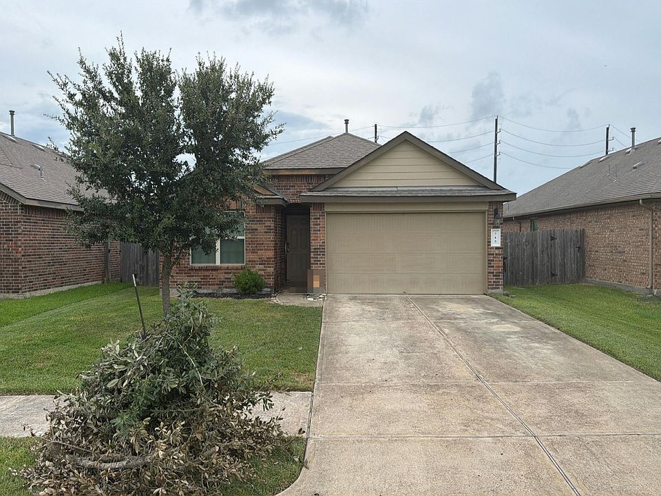 1st image of 715 Harvest Bluff Dr