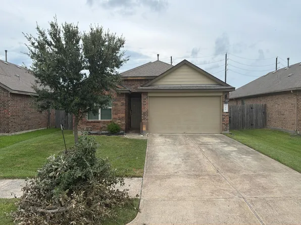 715 Harvest Bluff Dr, Rosharon, TX 77583