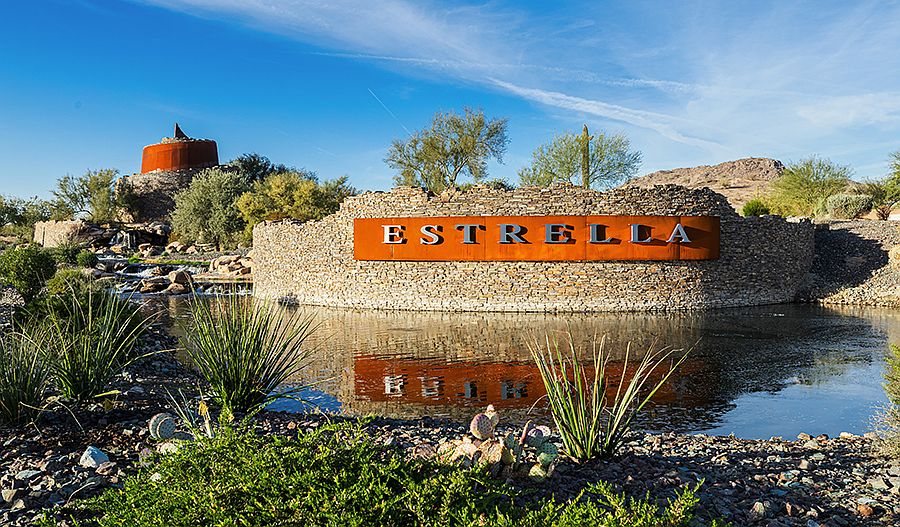 Estrella Star Tower and Entry Monument