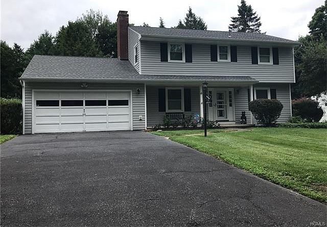 1st image of 9 Idlewild Park Dr