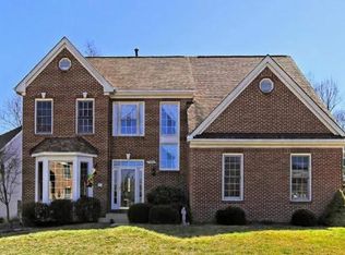 7603 Seabrook Ln, Springfield, VA 22153