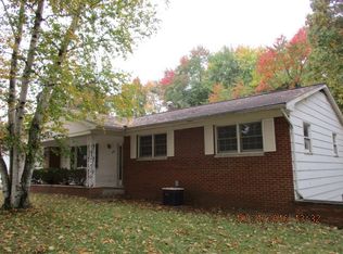 3318 Reynolds Rd, Jackson, MI 49201