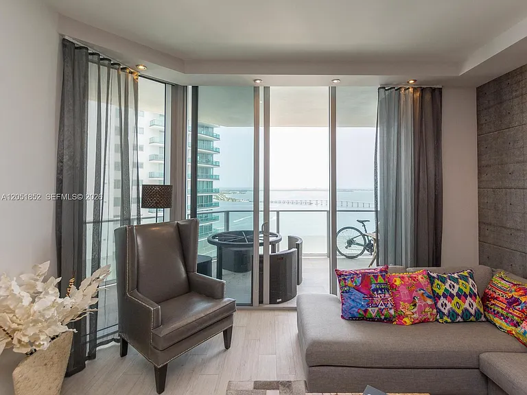 1300 Brickell Bay Dr #3804 — Photo 10