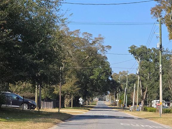 4th image of 109 Kenmore Rd