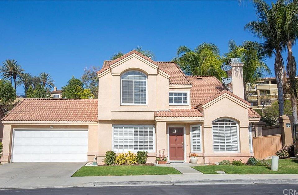 1st image of 29 Santa Clara St